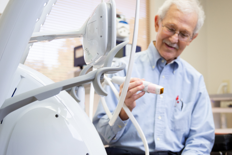 Everesse RF with Dr E. Ronald Finger at New Youth Medical Spa